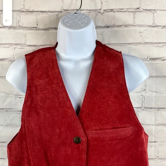VTG leather suede red Vest women’s size Medium - Picture 2 of 10